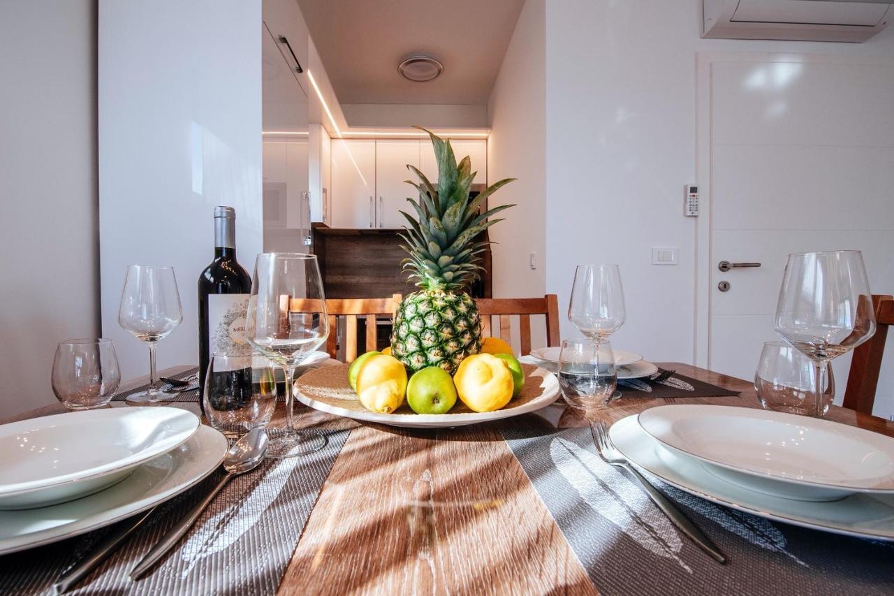 Apartment Isabela Prague With Front *