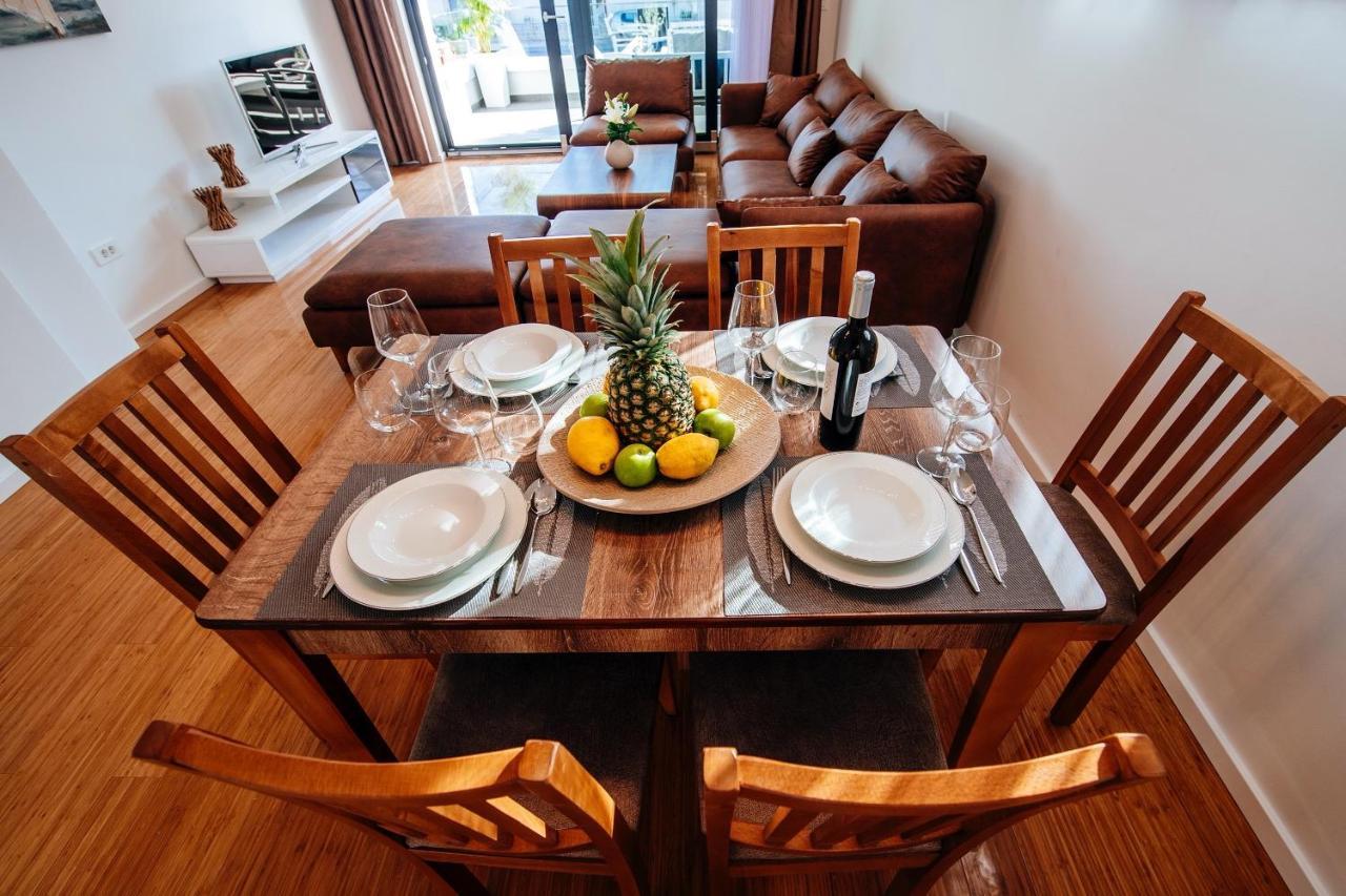 Apartment Isabela Prague With Front Zadar