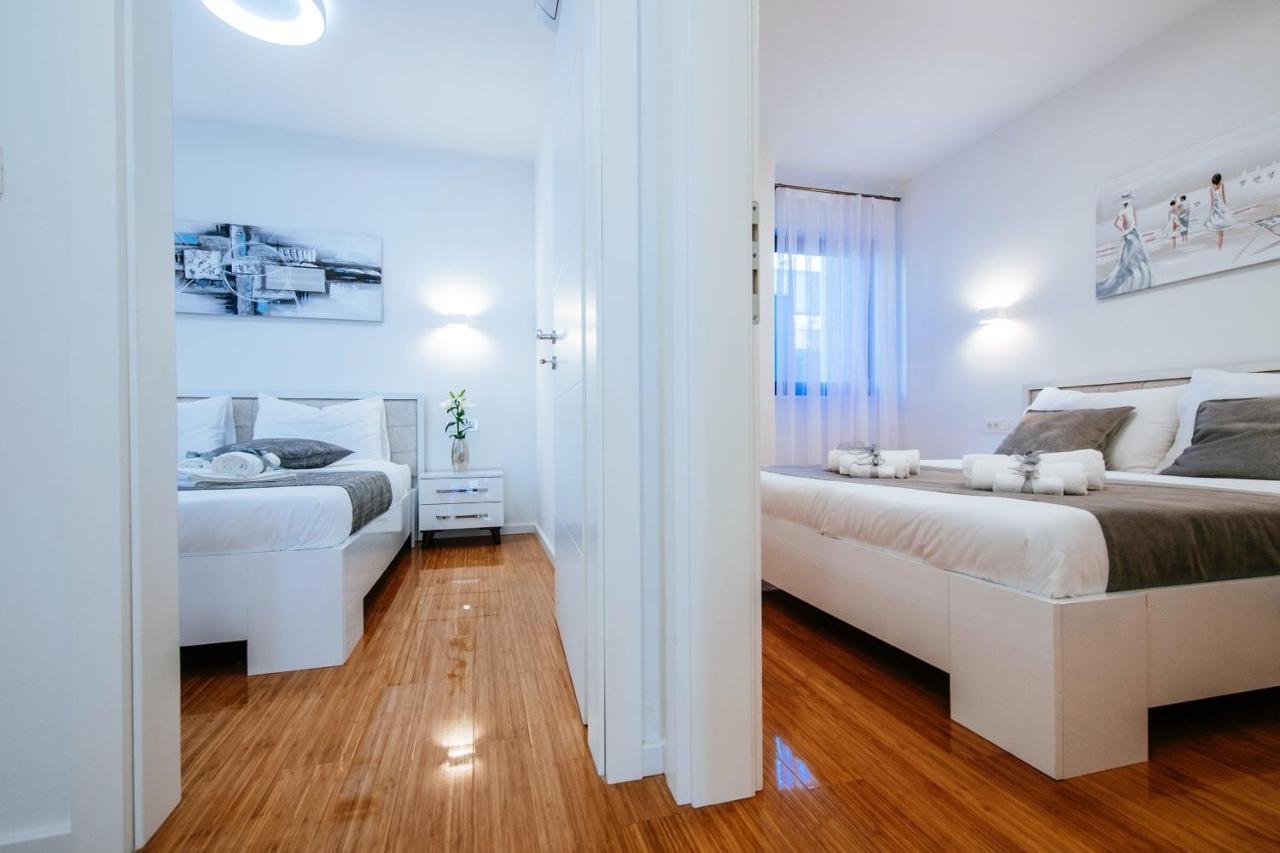 Apartment Isabela Prague With Front *